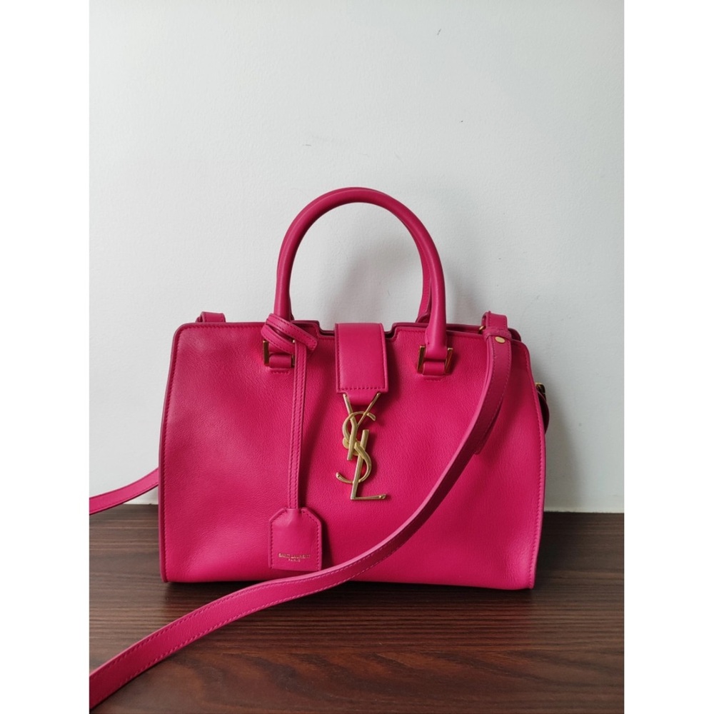 . Saint Laurent
Monogram Cabas leather handbag